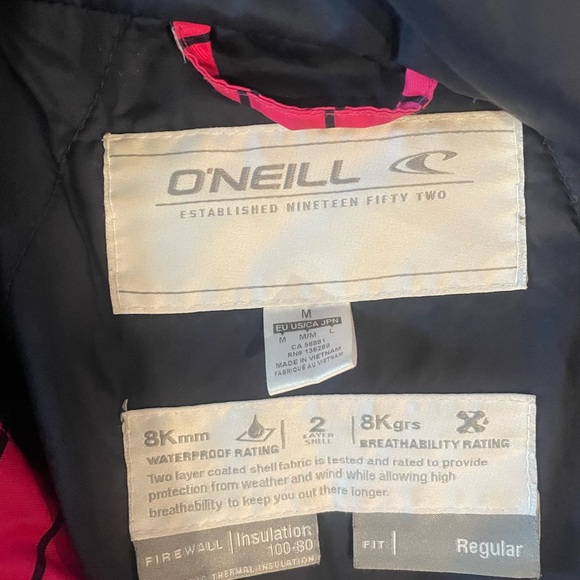 2/$30 O’Neill Snowboard Jacket - Women’s - Picture 3 of 9